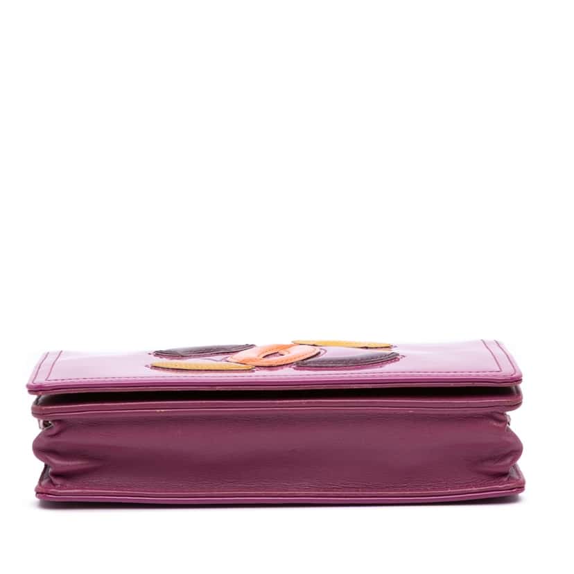 Chanel Patent CC Lipstick Wallet On Chain Purple Leather Good condition - Inside View