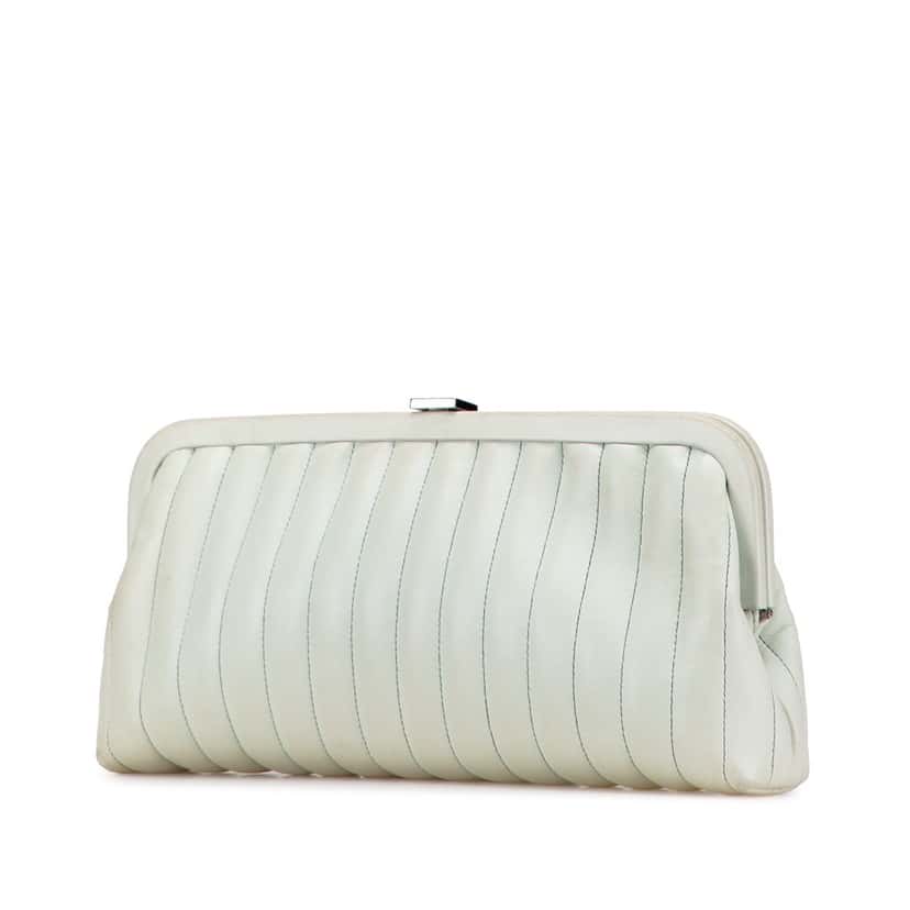Chanel Quilted Lambskin Mademoiselle Ligne Clutch White Leather Good condition - Back View