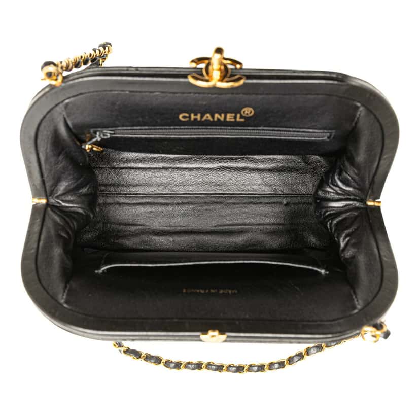 Chanel Quilted Lambskin Frame Chain Crossbody Black Leather Good condition - Model View