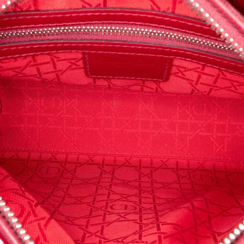 Dior Medium Patent Cannage Lady Dior Red Leather Good condition - Model View