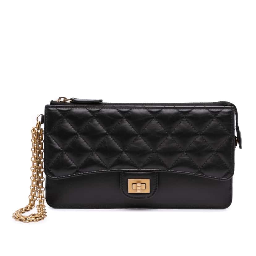 Chanel Quilted Aged Calfskin Reissue Pouch With Chain Black Leather Good condition - Front View