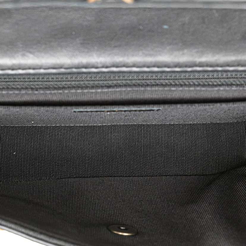 Chanel CC Calfskin Wild Stitch Flap Black Leather Good condition - Model View