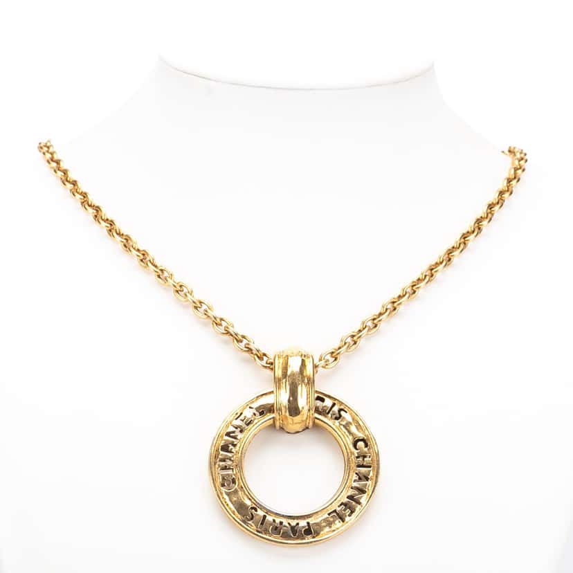 Chanel Gold Plated Logo Loupe Magnifying Glass Pendant Necklace Gold Metal Good condition - Model View