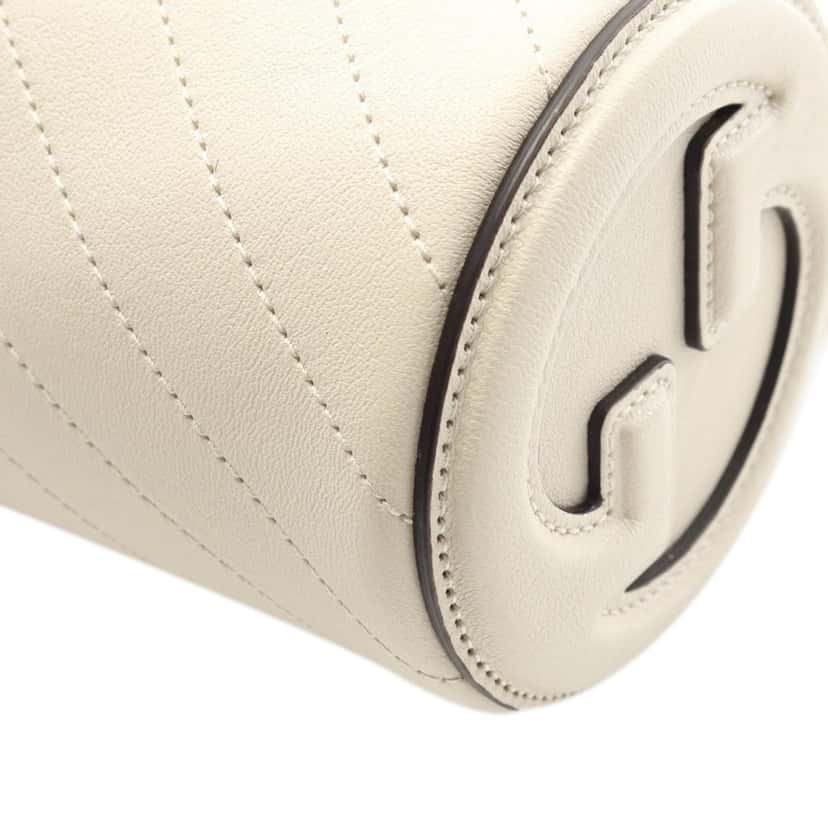 Gucci Mini Leather Blondie Barrel Shoulder Bag White Leather Good condition - Box View