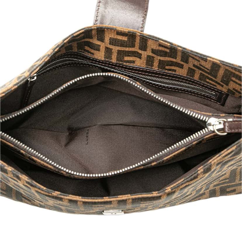 Fendi Zucca Canvas Shoulder Bag Brown Canvas Good condition - Model View