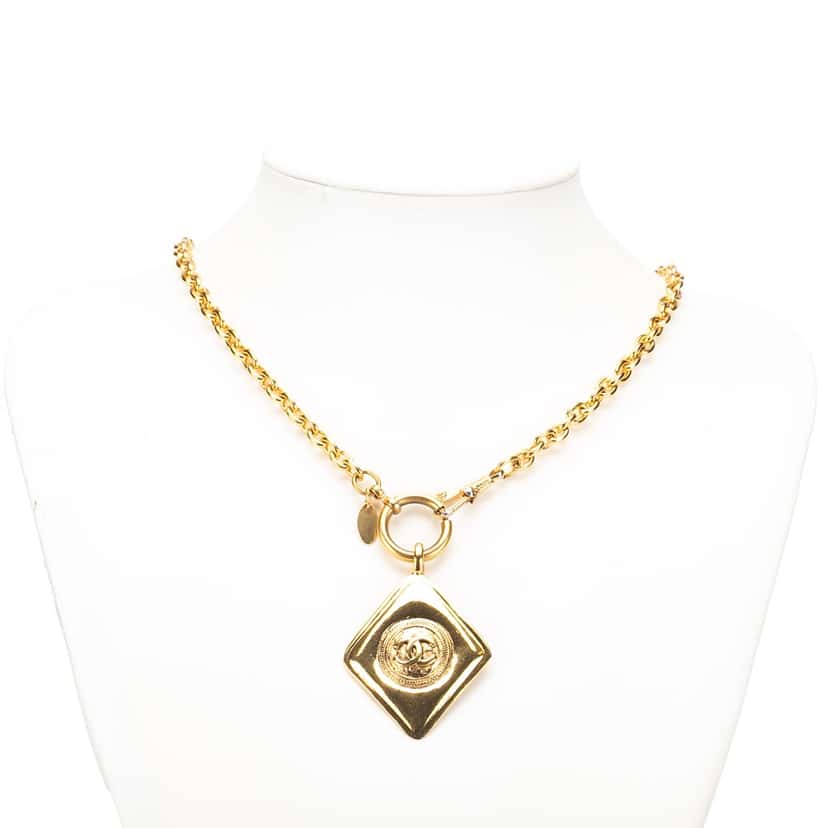 Chanel Gold Plated CC Diamond Shape Pendant Necklace Gold Metal Good condition - Inside View