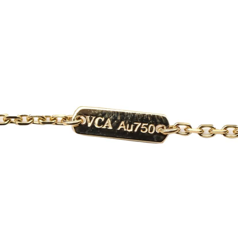 Van Cleef & Arpels 18K Yellow Gold and Onyx Vintage Alhambra Pendant Necklace Gold Gold Good condition - Model View