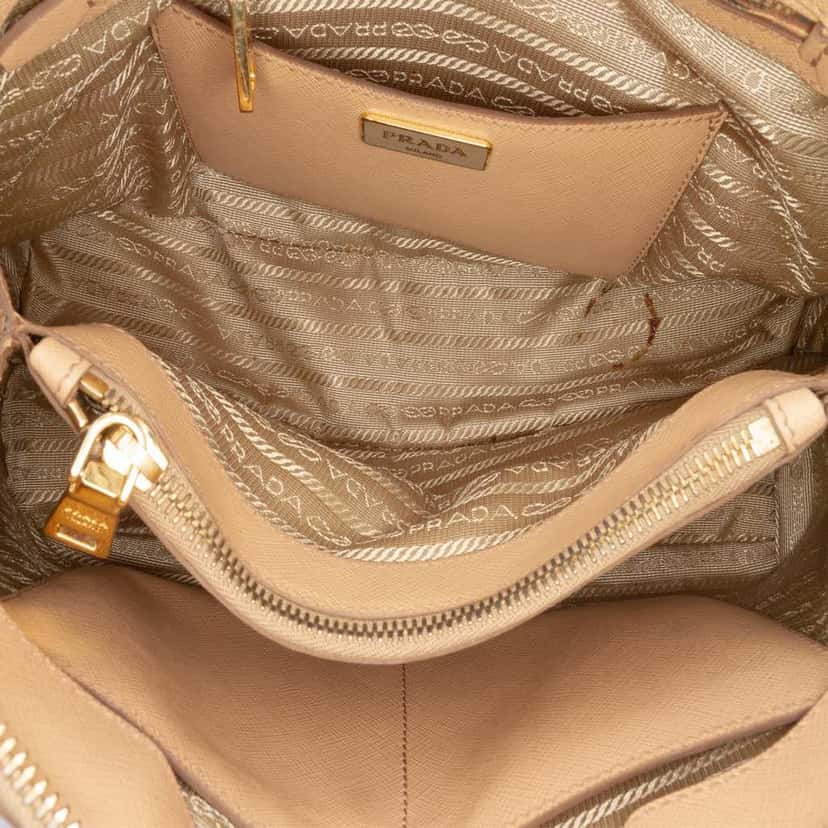 Prada Medium Saffiano Lux Promenade Satchel Brown Leather Good condition - Model View