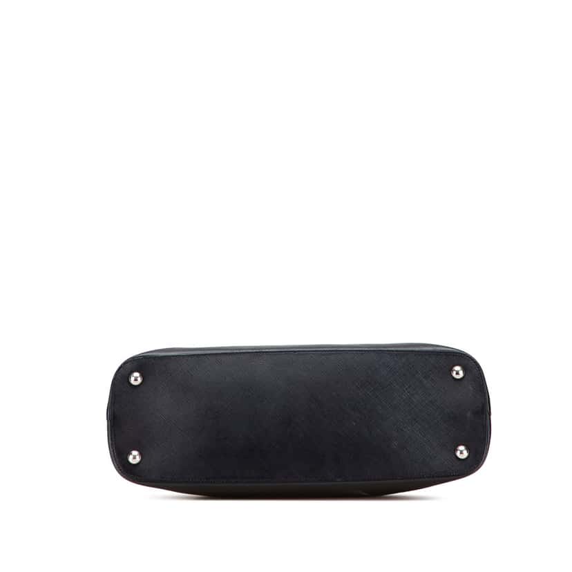 Salvatore Ferragamo Leather Gancini Dome Handbag Black Leather Good condition - Inside View