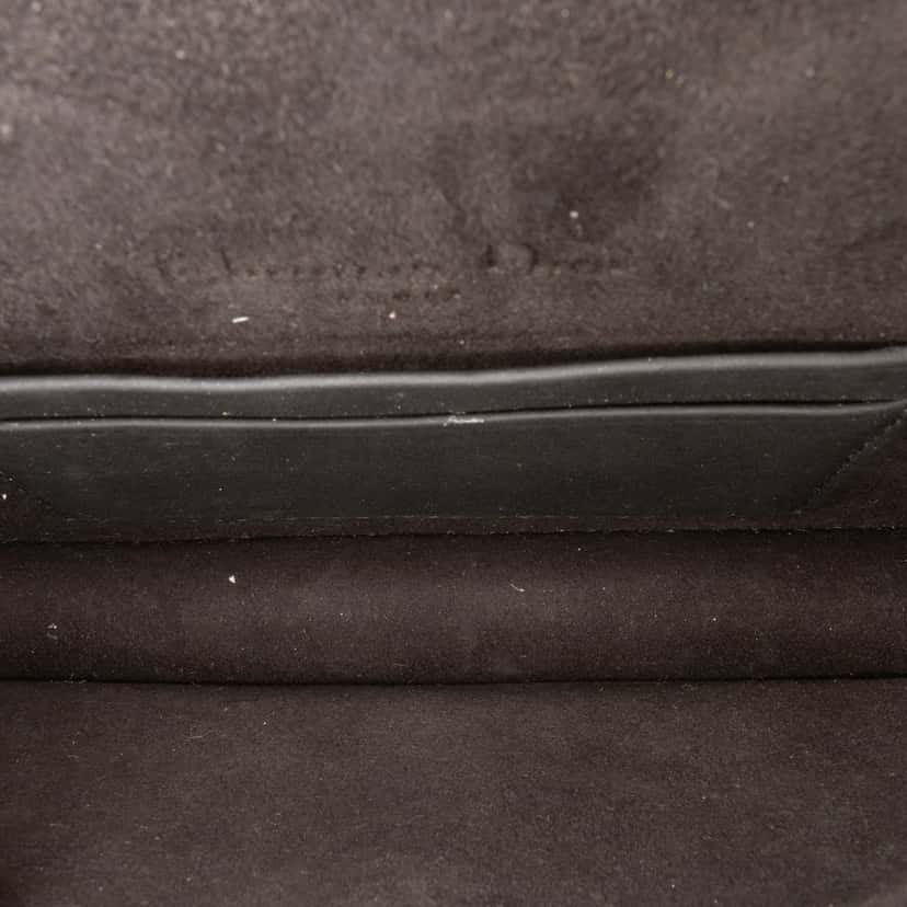 Dior Ultramatte Saddle Belt Bag Black Leather Good condition - Model View