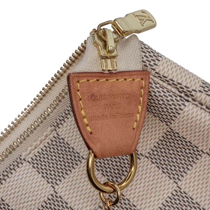 Louis Vuitton Damier Azur Mini Pochette Accessoires White Canvas Good condition - Box View