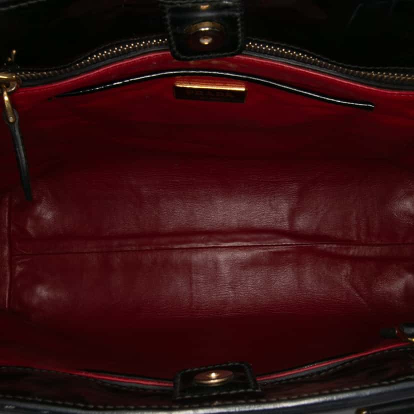 Prada Embossed Patent Satchel Black Leather Good condition - Model View