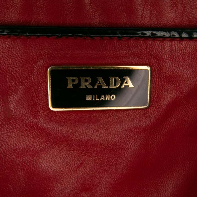Prada Embossed Patent Satchel Black Leather Good condition - Box View