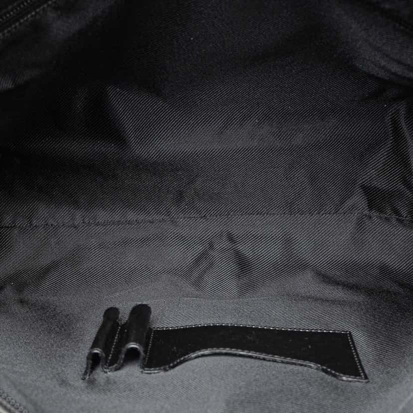 Gucci Canvas Messenger Bag Black Canvas Good condition - Model View