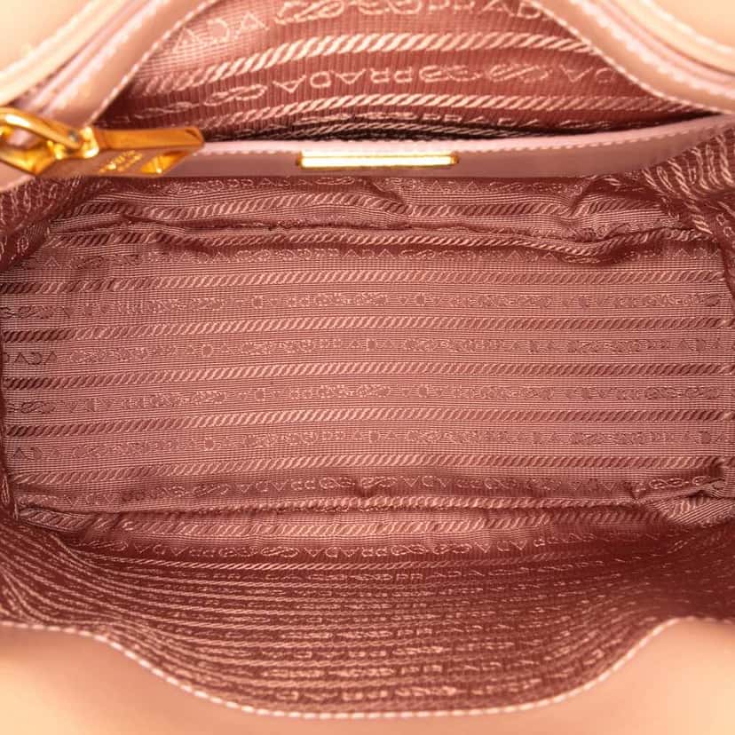 Prada Medium Saffiano Vernice Promenade Satchel Brown Leather Good condition - Model View