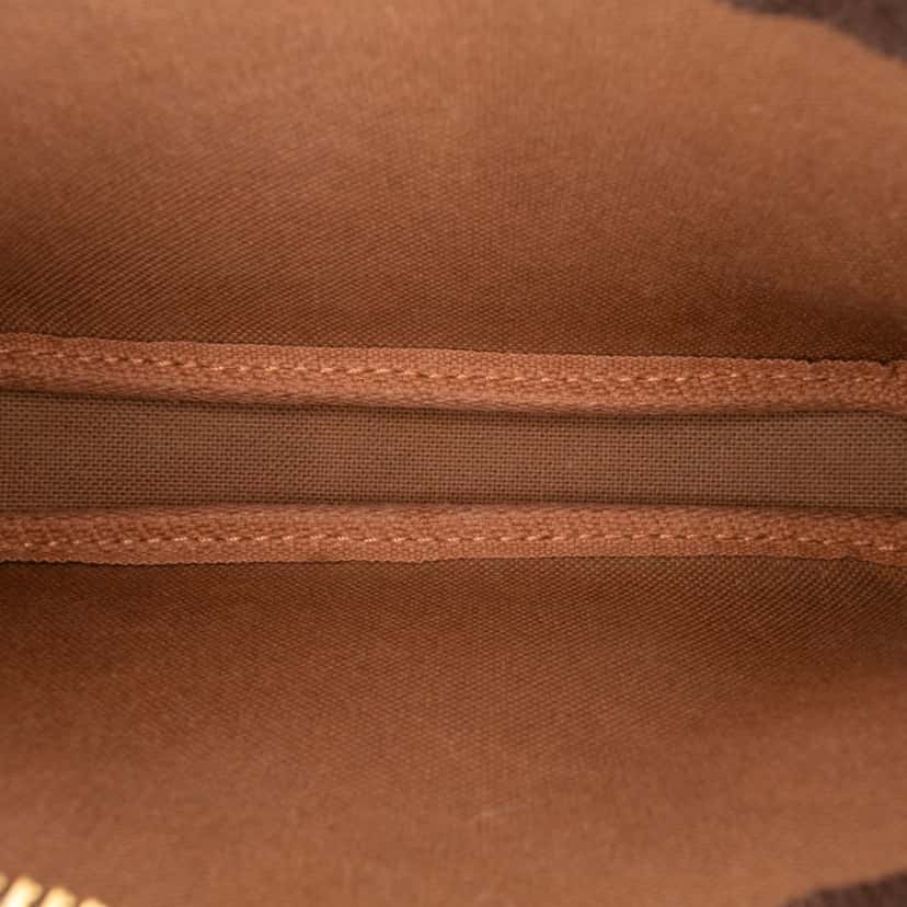 Louis Vuitton Monogram Mini Pochette Accessoires Brown Canvas Good condition - Model View