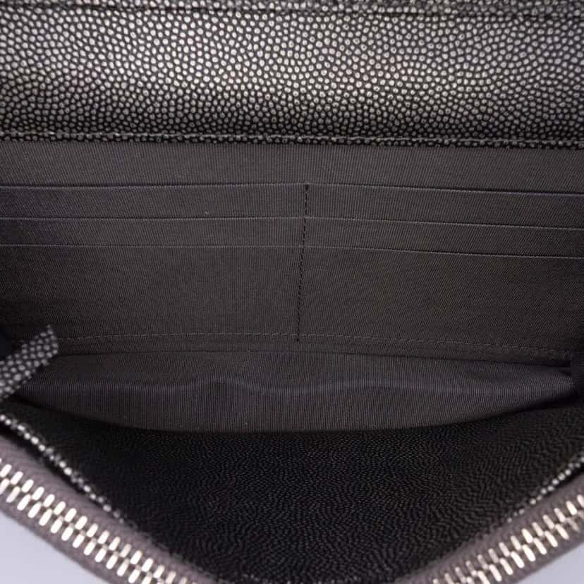 Chanel Quilted Metallic Caviar Golden Class Wallet On Chain Black Leather Good condition - Model View
