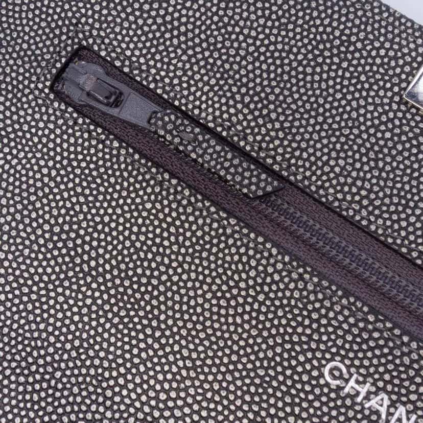 Chanel Quilted Metallic Caviar Golden Class Wallet On Chain Black Leather Good condition - Box View