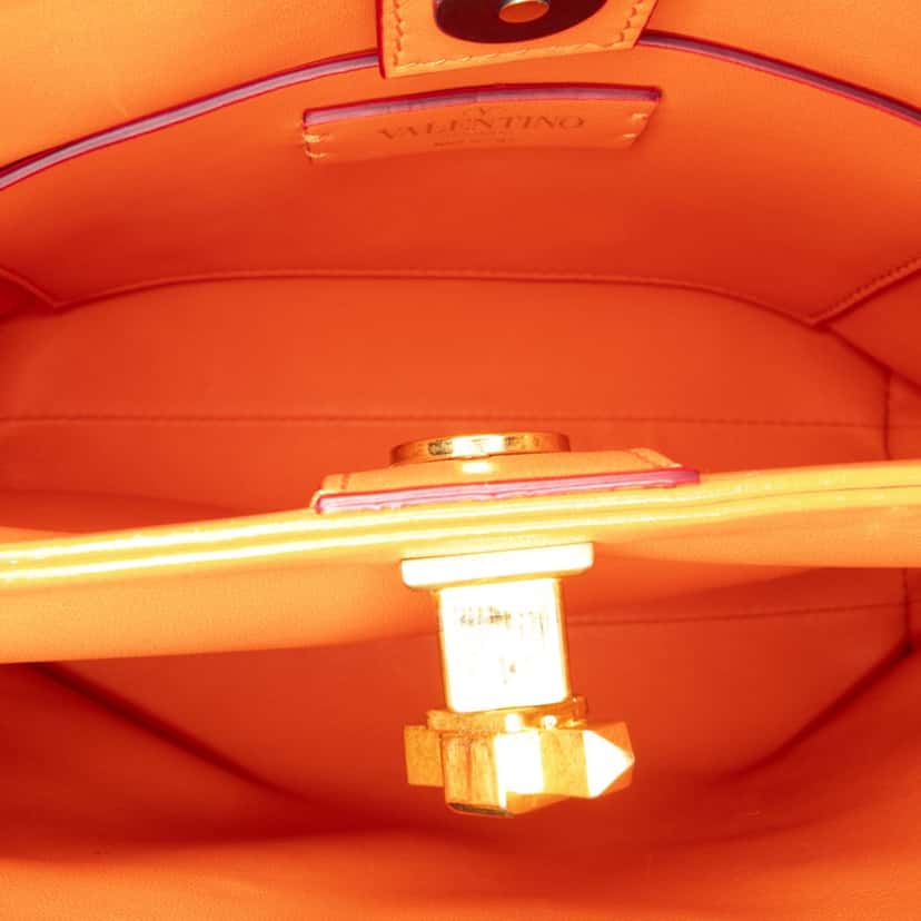 Valentino Small Nappa Roman Stud The Handle Bag Orange Leather Good condition - Model View