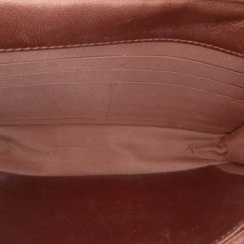 Chanel Quilted Metallic Lambskin Enamel CC Wallet On Chain Brown Leather Good condition - Model View
