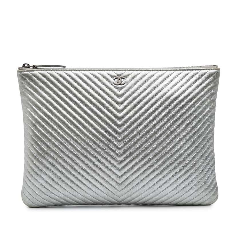Chanel Medium Metallic Chevron Calfskin O Case Clutch Silver Leather Fair condition - Front View