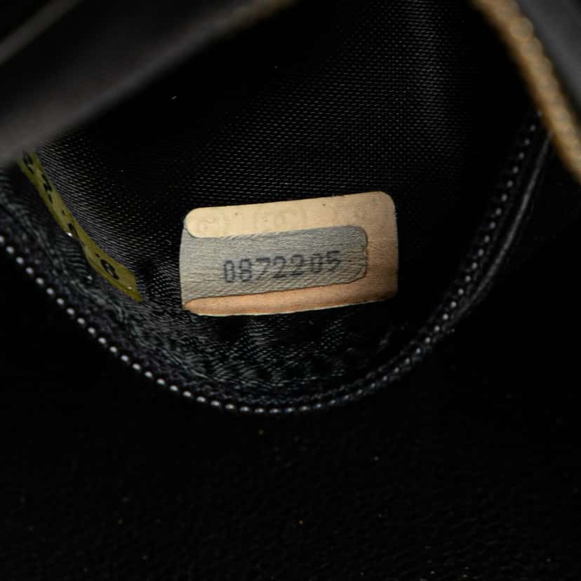 Chanel CC Patent Tassel Camera Bag Black Leather Good condition - Box View