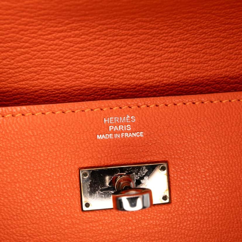 Hermès Chevre Mysore Kelly Longue Wallet Orange Leather Good condition - Box View