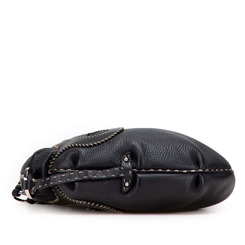Fendi Leather Selleria Oyster Hobo Black Leather Good condition - Inside View