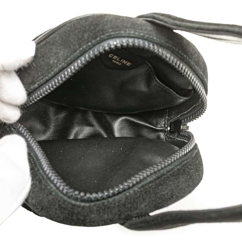 Celine Round Suede Tassel Handbag Black Leather Good condition - Model View