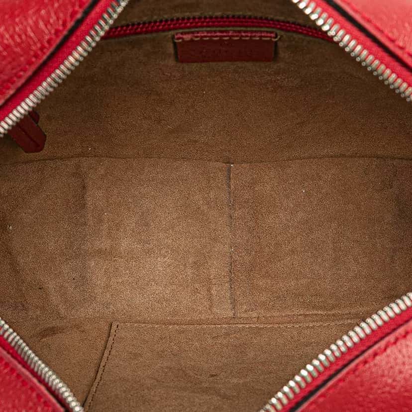 Gucci GG Supreme Tian Crossbody Brown Canvas Good condition - Model View