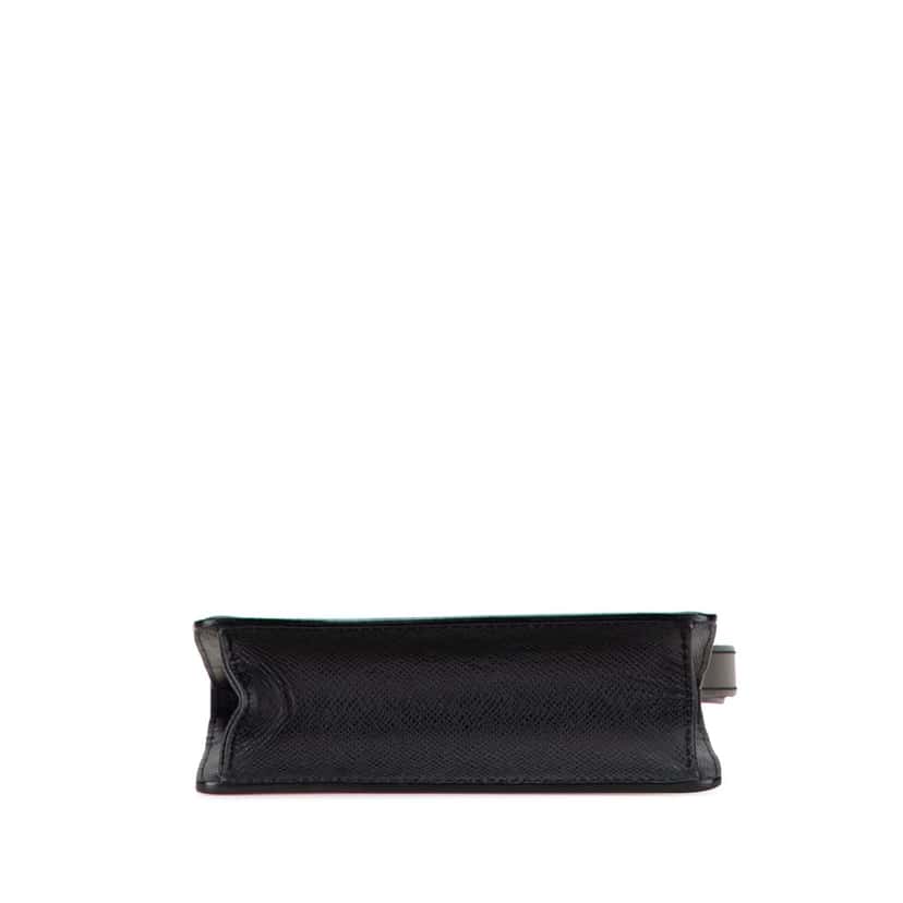 Louis Vuitton Taiga Pochette Kurgan Black Leather Good condition - Inside View