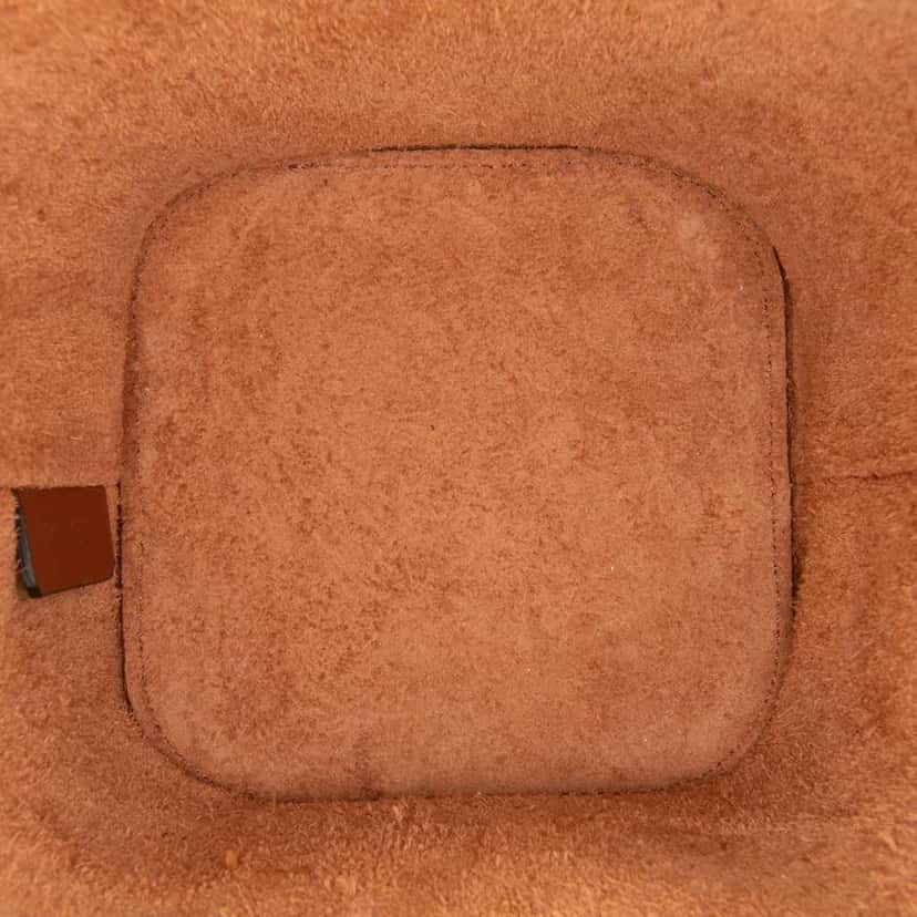 Celine Small Calfskin Cuir Triomphe Box Bag Brown Leather Very good condition - Model View