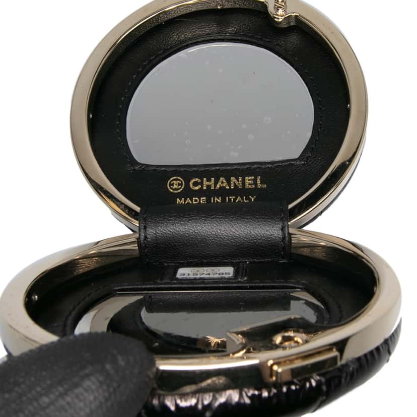 Chanel Quilted Patent Round Mirror Chain Necklace Black Leather Very good condition - Model View