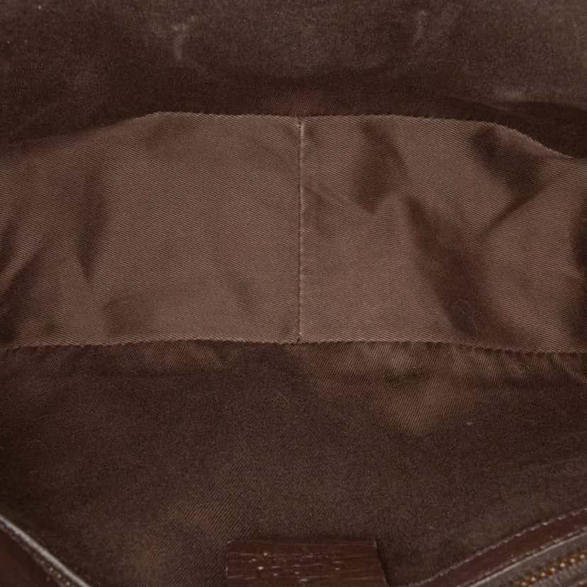 Gucci GG Canvas Horsebit Shoulder Bag Brown Canvas Good condition - Model View