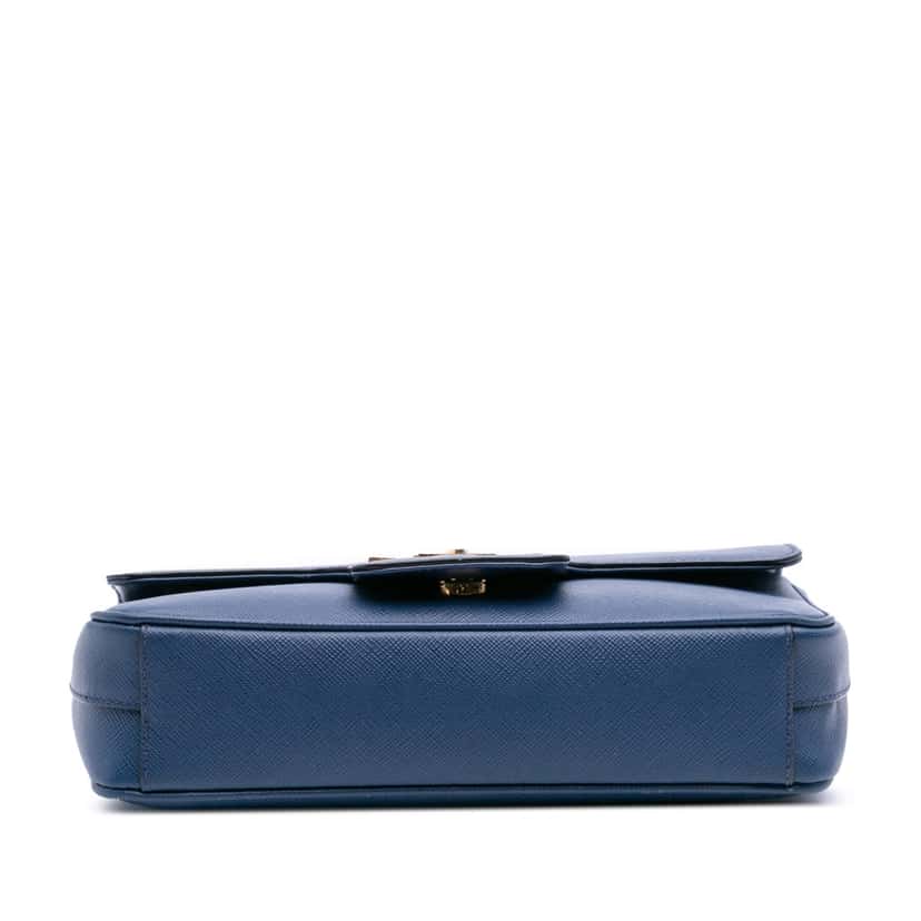 Prada Saffiano Pattina Chain Crossbody Blue Leather Good condition - Inside View