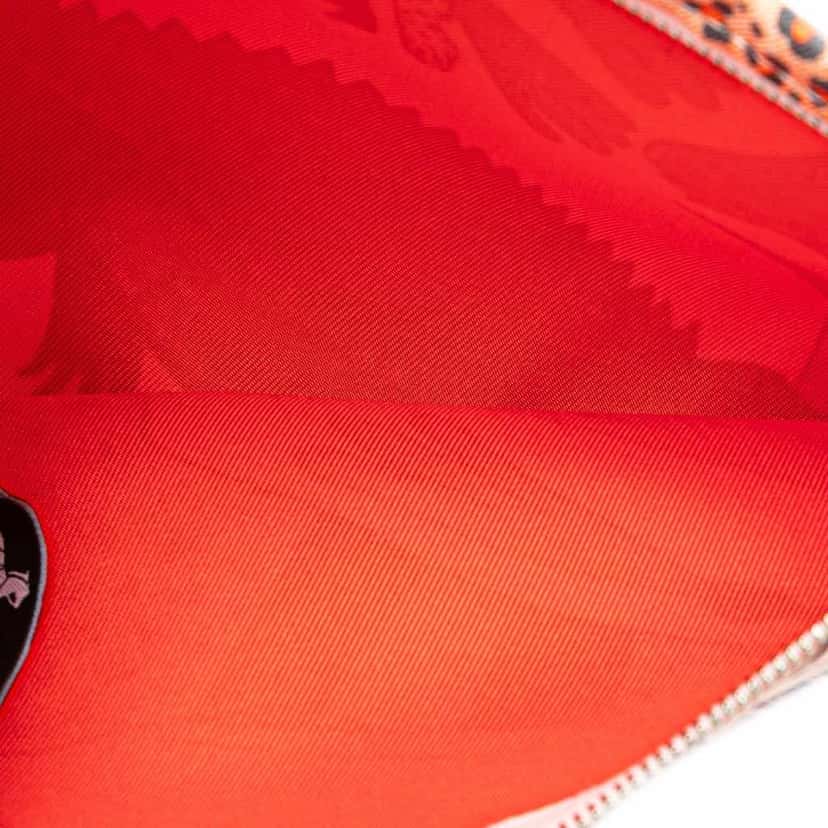 Hermès Silk La Marche Du Zambeze Silky City Pouch Pink Silk Good condition - Model View