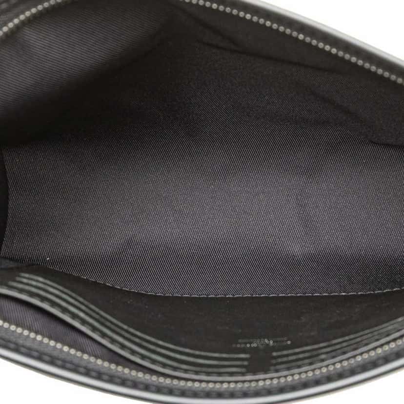 Louis Vuitton Monogram Eclipse Pochette Voyage MM Black Canvas Good condition - Model View