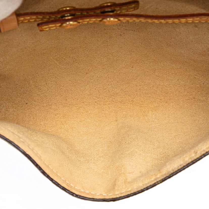 Louis Vuitton Monogram Pochette Twin PM Brown Canvas Good condition - Model View