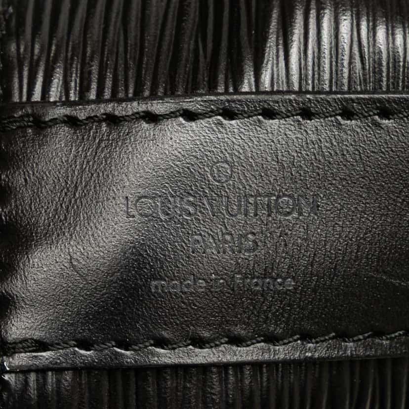 Louis Vuitton Epi Sac D Epaule PM Black Leather Good condition - Box View
