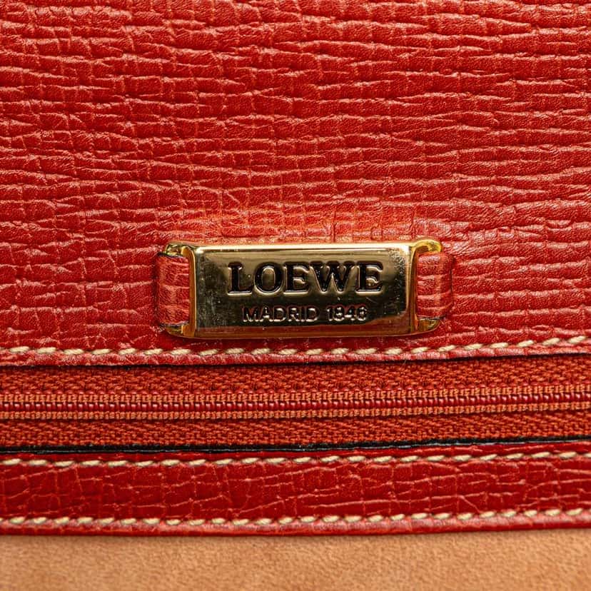 Loewe Textured Leather Barcelona Handbag Red Leather Good condition - Box View