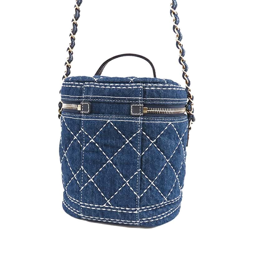 Chanel CC Quilted Denim Vanity Bag Blue Denim Good condition - Back View