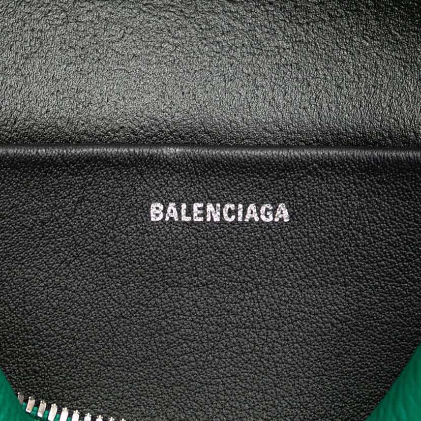 Balenciaga Leather Logo Everyday Camera Bag S Green Leather Good condition - Box View
