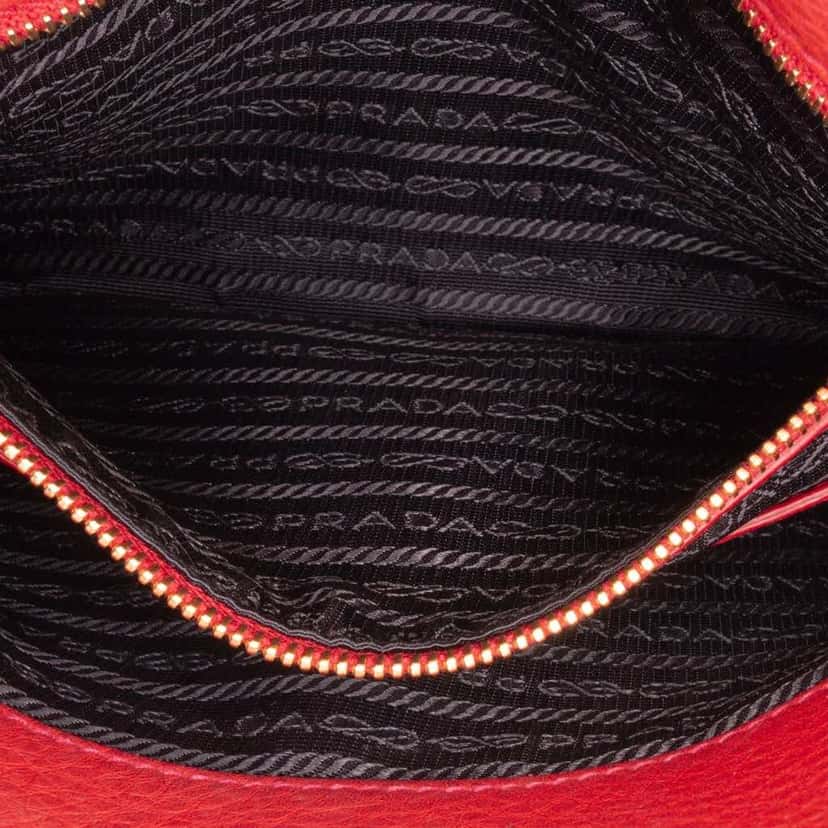 Prada Vitello Daino Crossbody Red Leather Good condition - Box View