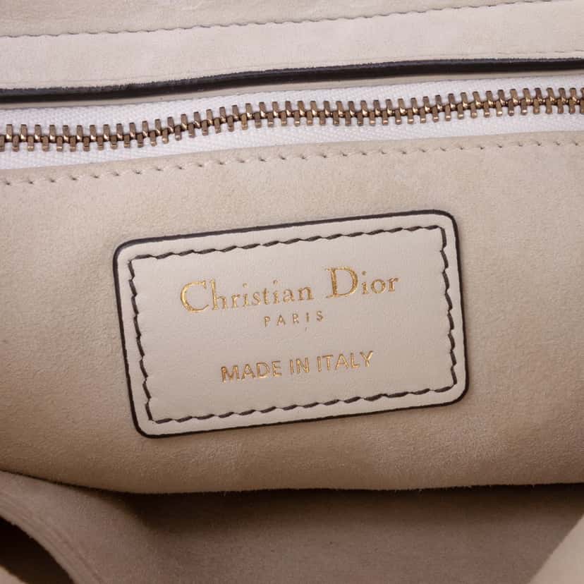 Dior Medium Calfskin Cannage Studded Supple Lady Dior White Leather Good condition - Box View