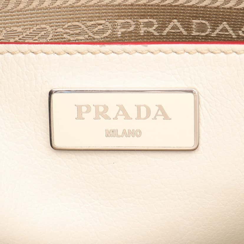 Prada Mini Scamosciato Trimmed Glace Calf Twin Pocket Satchel White Leather Good condition - Model View