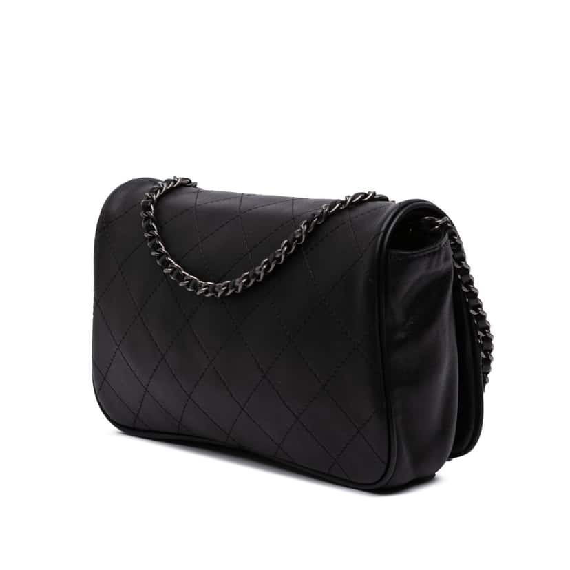 Chanel CC Quilted Lambskin Full Flap Wallet on Chain Black Leather Good condition - Back View
