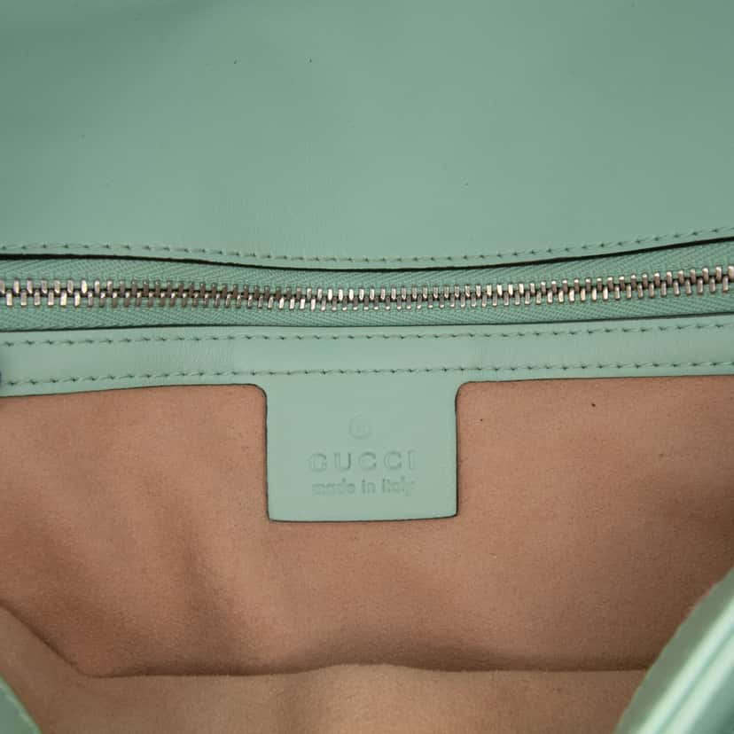 Gucci Small GG Marmont Matelasse Leather Flap Crossbody Green Leather Good condition - Box View
