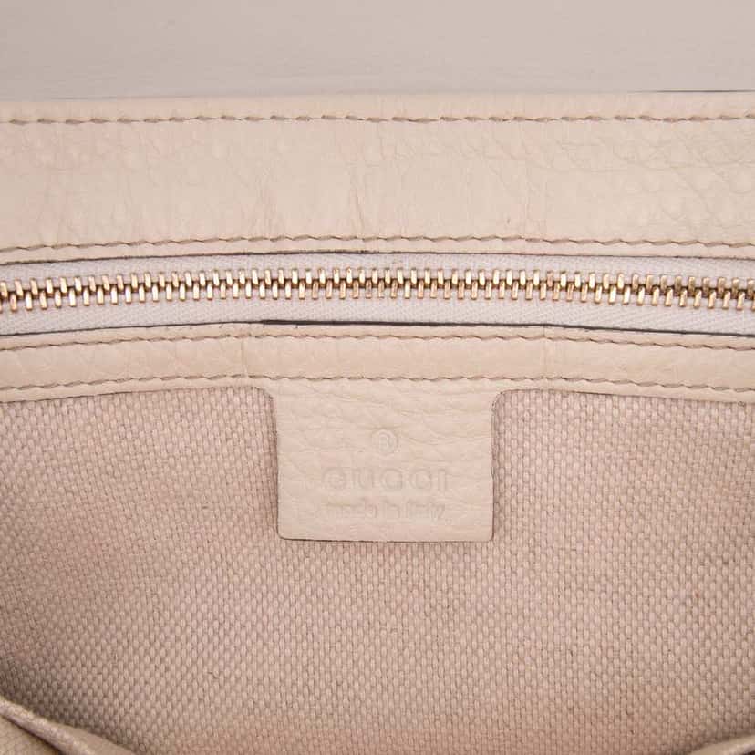 Gucci Medium Leather Soho Chain Flap Crossbody White Leather Good condition - Box View