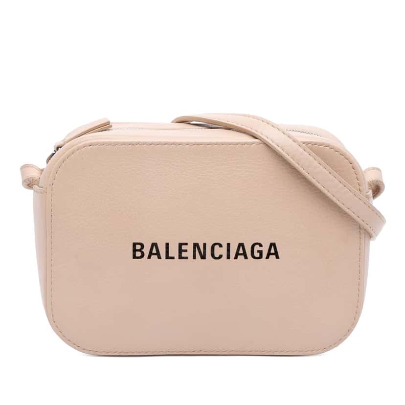 Balenciaga XS Leather Everyday Camera Bag Pink Leather Good condition - Front View