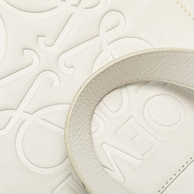 Loewe Anagram Leather Shopper Tote White Leather Good condition - Box View